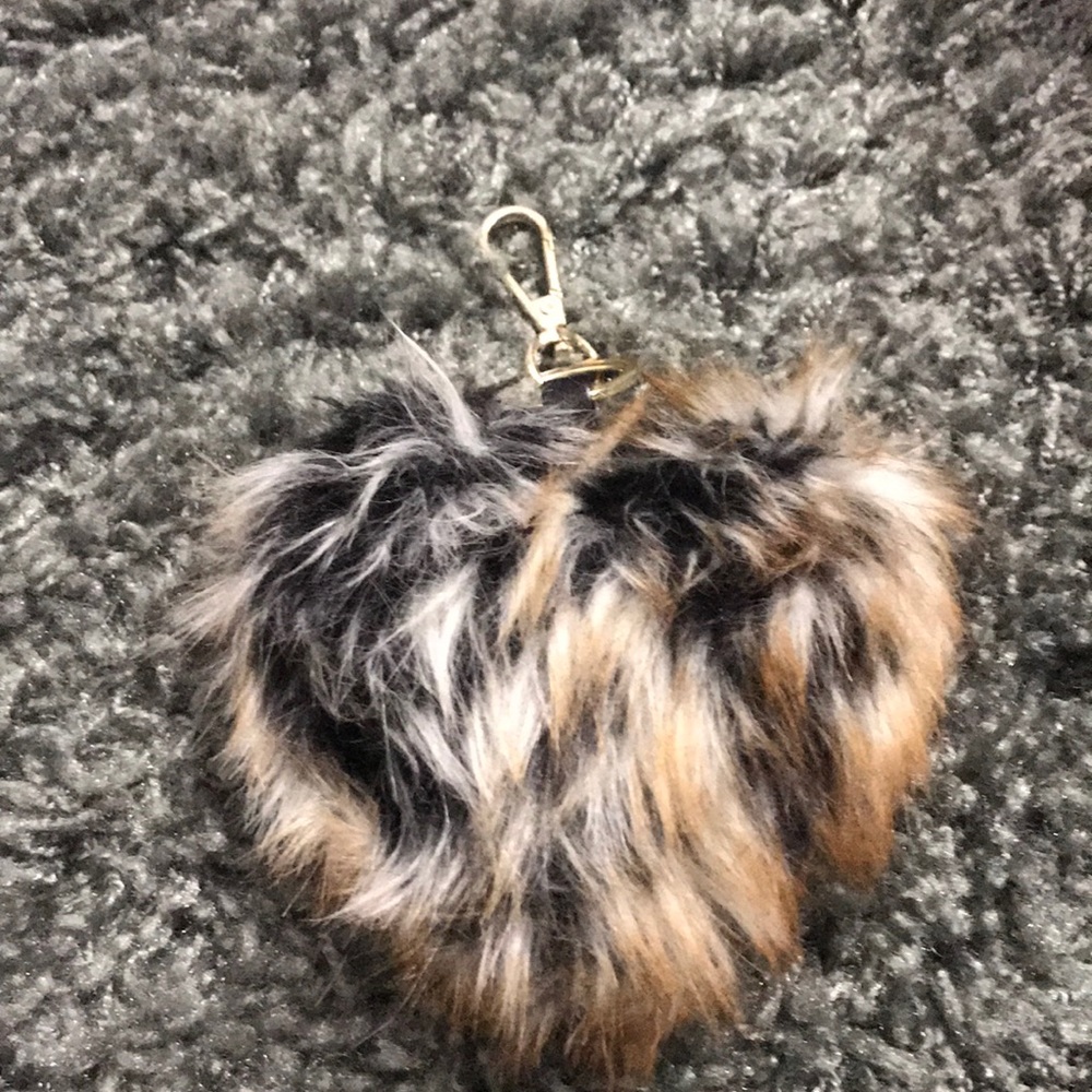 Heart shaped puff ball chain